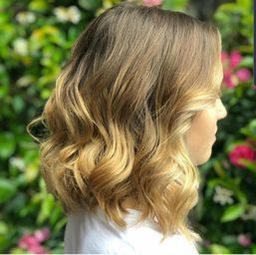 Blow-Dry-at-elements-hair-and-lifestyle-in-oxted-surrey